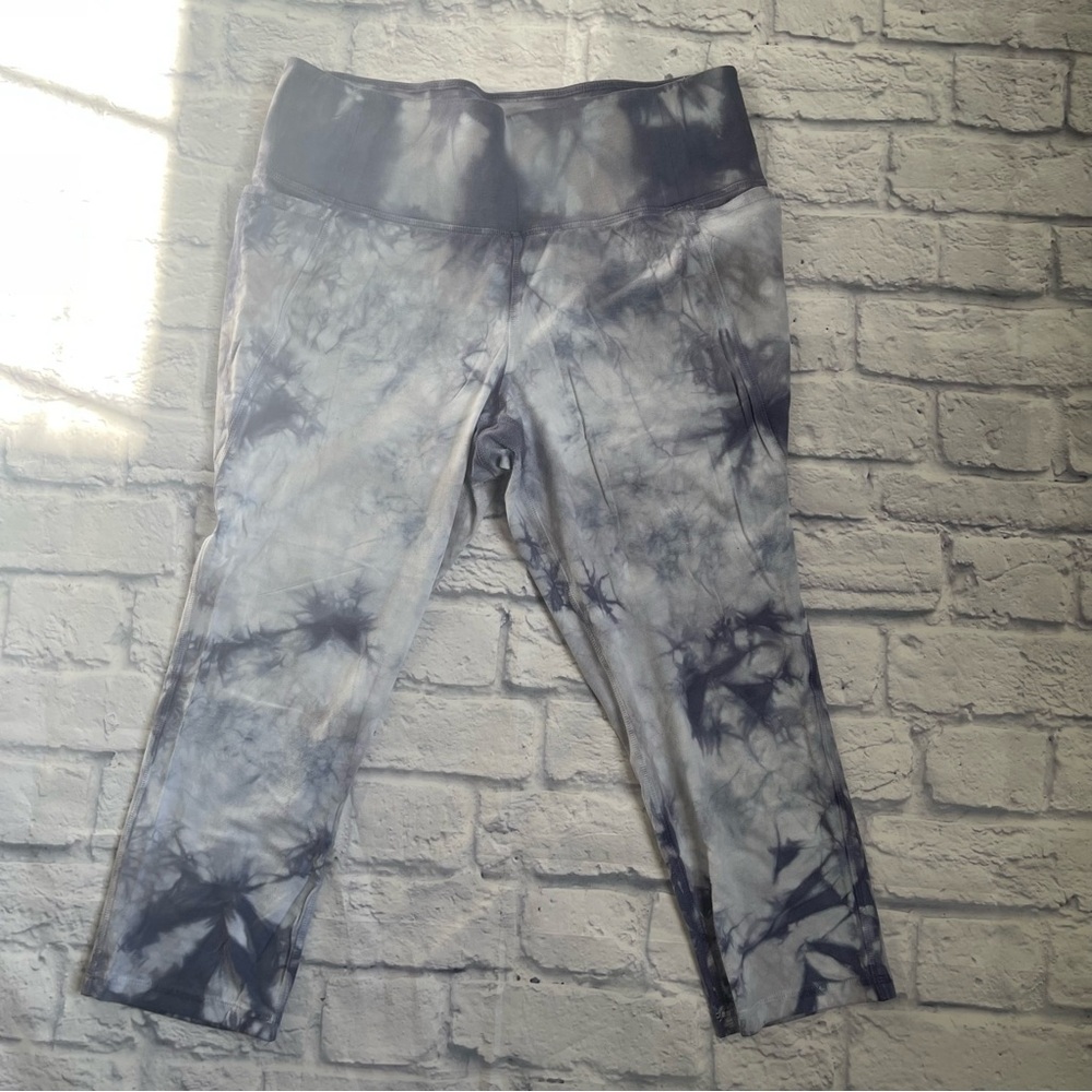 Livi Active Tie-Dye Leggings